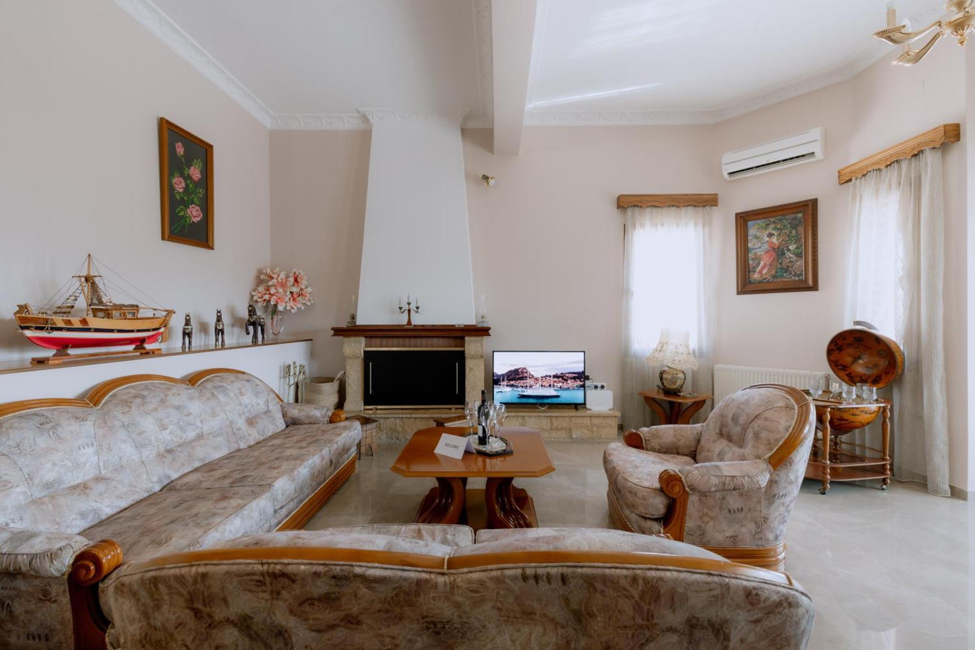 Lala Luxury House Holiday home *